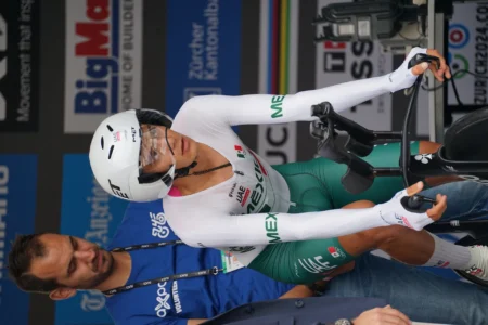 Isaac del Toro se afianza como uno de los mejores ciclistas del mundo tras ganar en Montreal