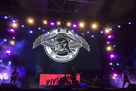División Minúscula cerrará su gira de 30 años en el Palacio de los Deportes