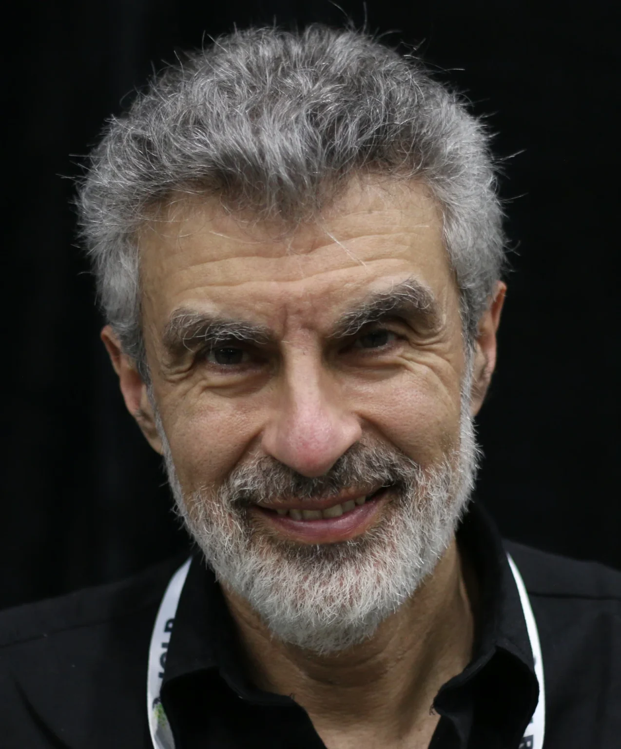 Yoshua Bengio advierte sobre la pérdida de control en inteligencia artificial