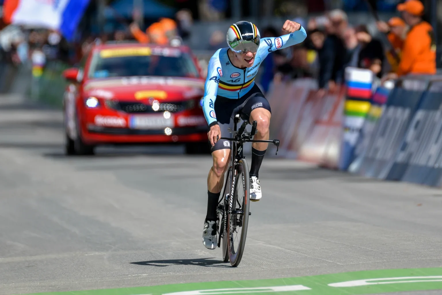 Evenepoel, rey de la contrarreloj por cuarta vez consecutiva