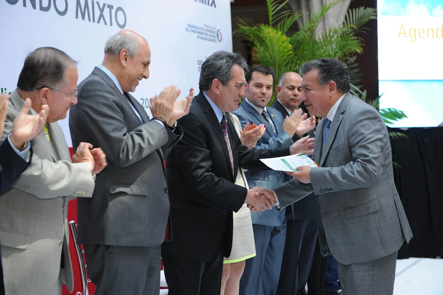 Demanda de IA en EU podría reactivar la manufactura mexicana: BBVA México Demanda de IA en EU podría reactivar la manufactura mexicana: BBVA México